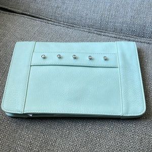 BCBGeneration clutch